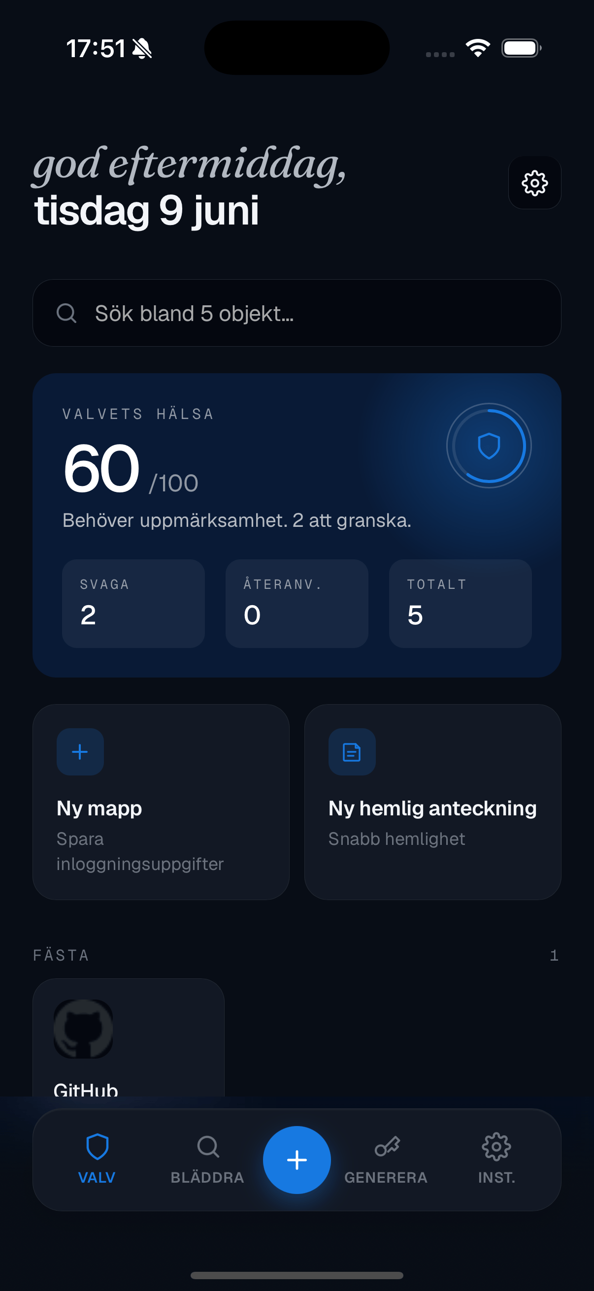 Prism på en telefons hemskärm i mörkt tema.